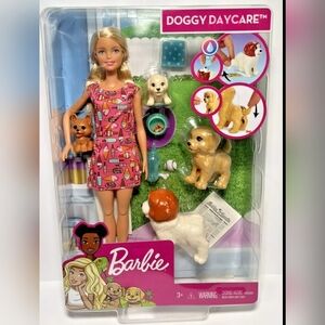 Barbie doggie Daycare playset BRAND NEW